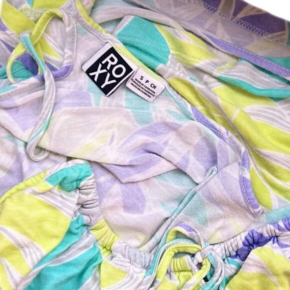 Roxy Lush Palm T-Back Top - Picture 6 of 10